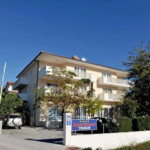 Apartman Apartmani Trogir, Trogir
