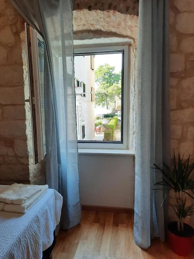 Carol Rooms Trogir