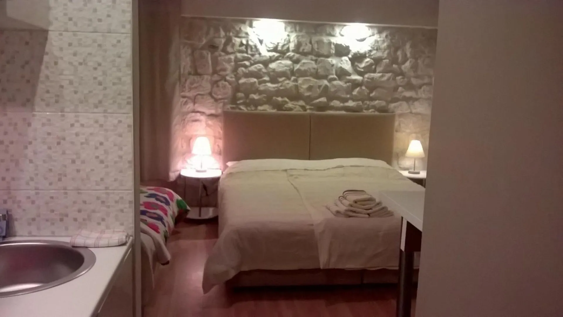 Carol Rooms Trogir Croatia