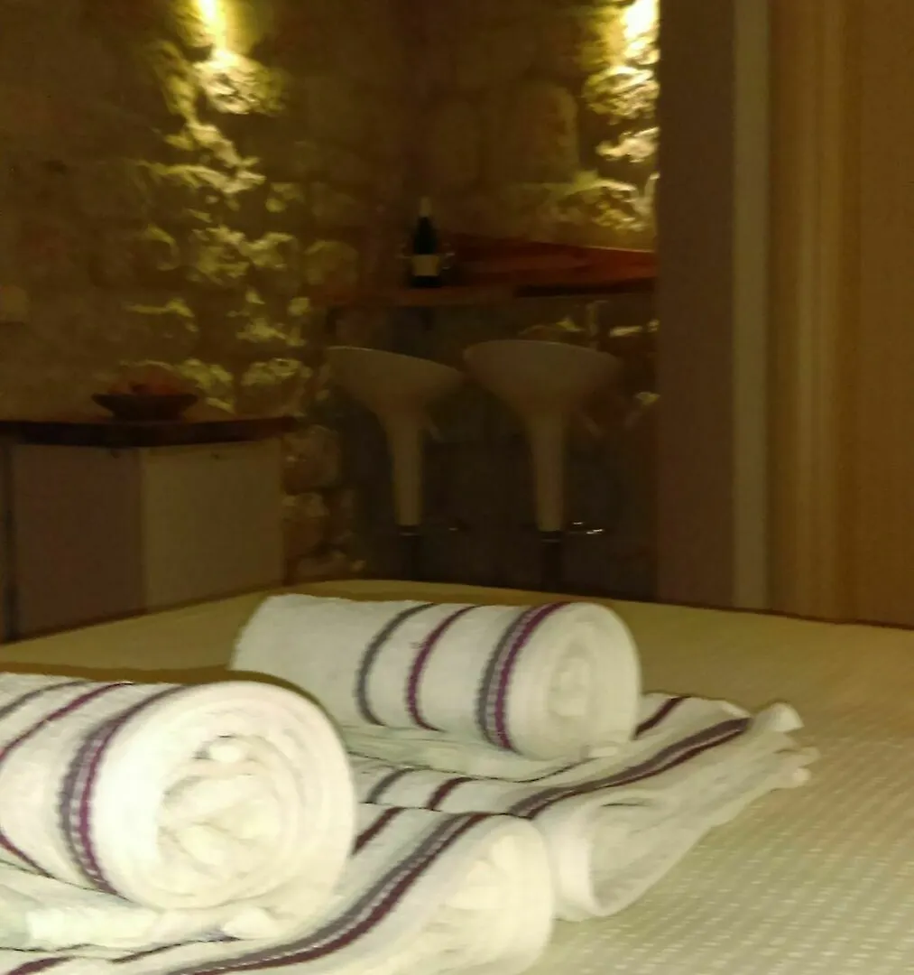 Carol Rooms Trogir 3*,  Croatia